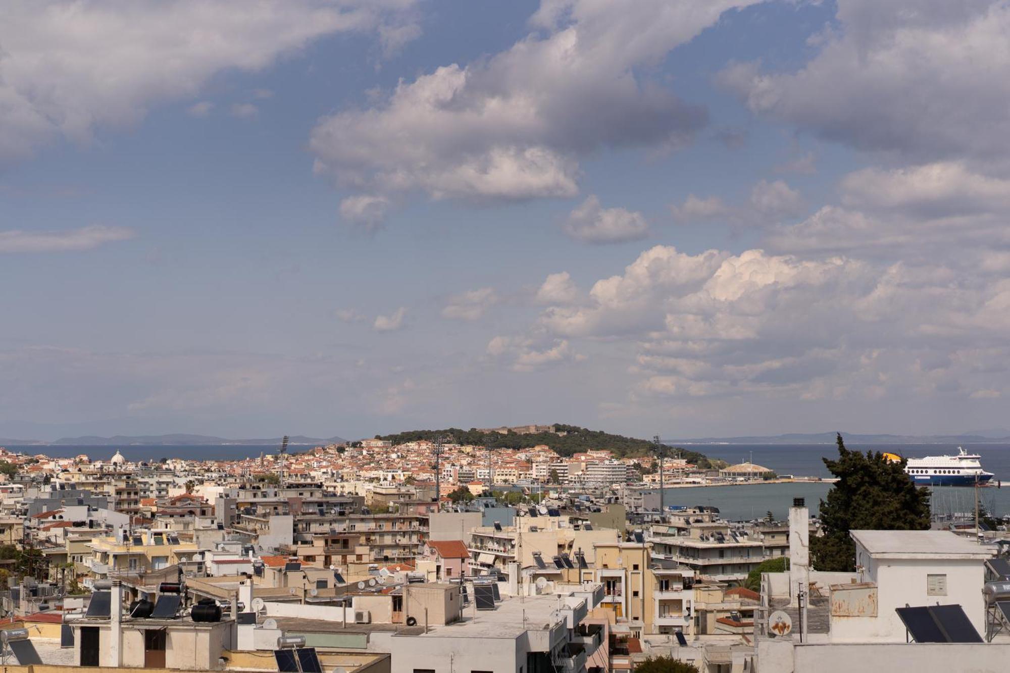 Loft Life Studio Mytilene View Luaran gambar